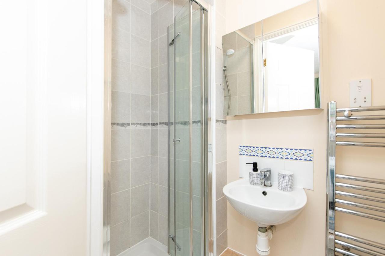 Escape The Matrix - 2 Bed Flat In City Centre With Free Parking Саутгемптон Екстер'єр фото